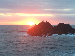 鵜渡根　二つ根の夜明け