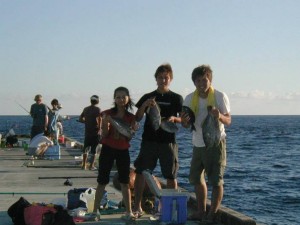 八重根堤防にて